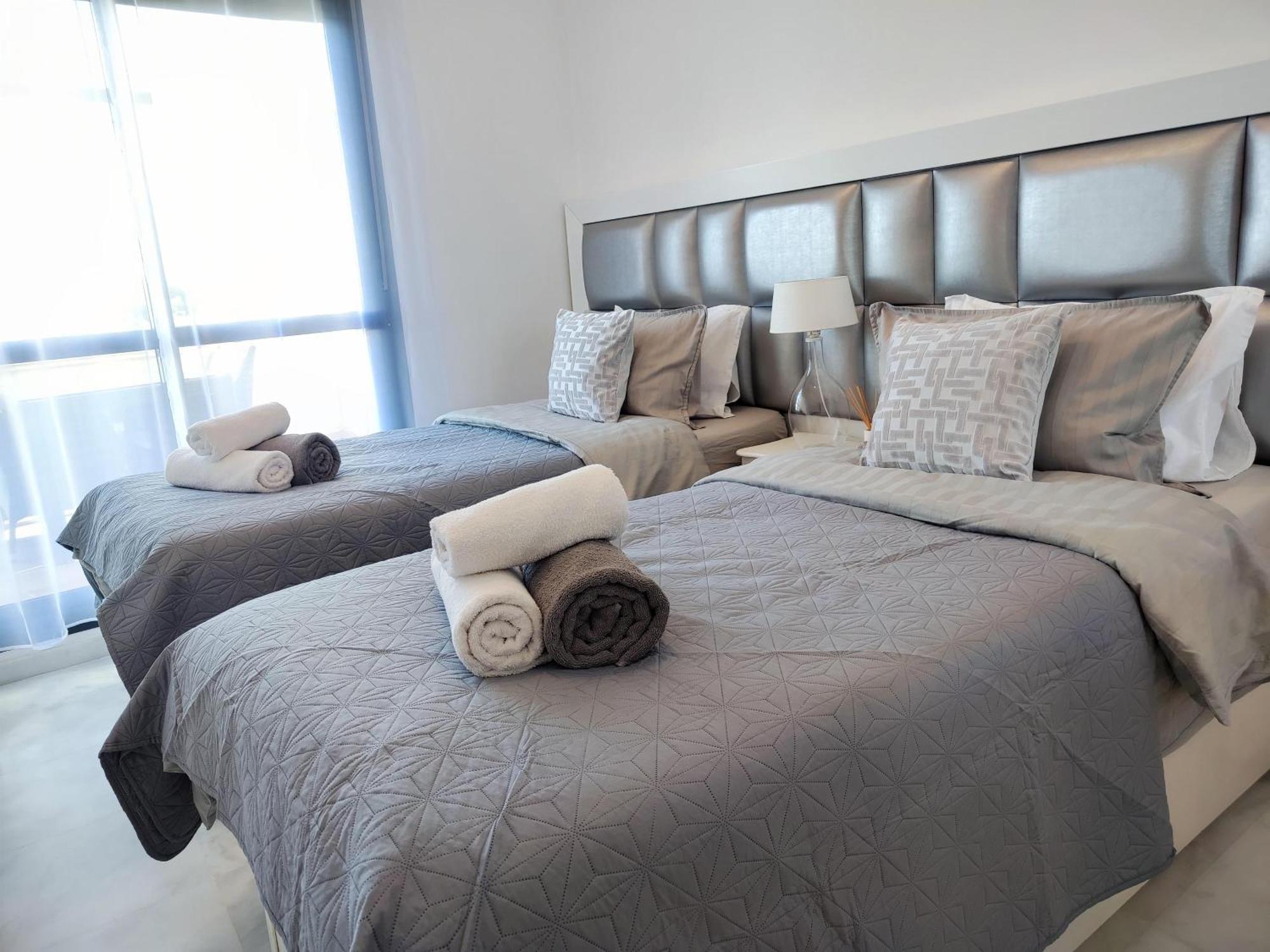 Appartamento Luxury Duplex Infinity Pool Ehhouse Estepona Esterno foto