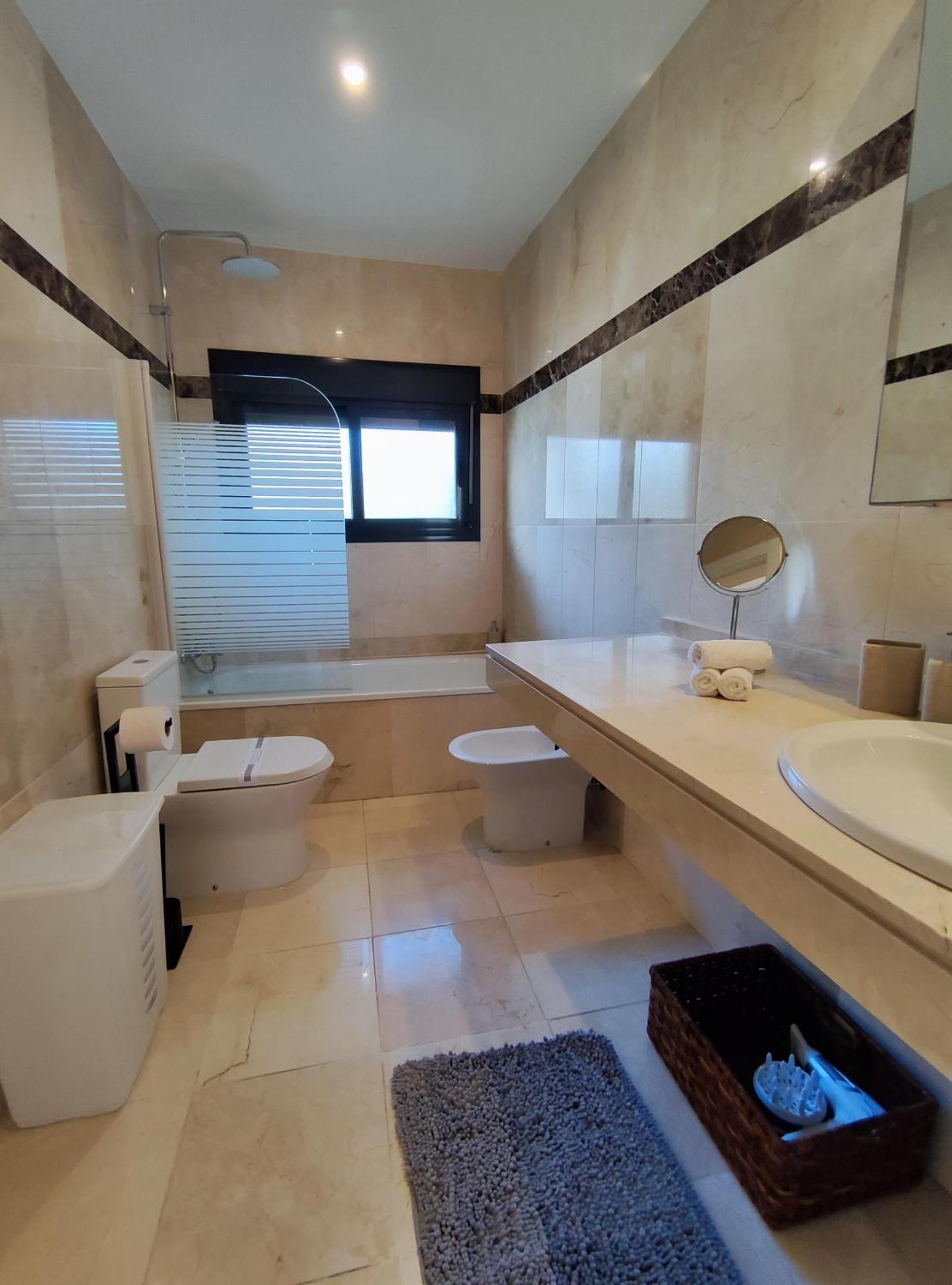 Appartamento Luxury Duplex Infinity Pool Ehhouse Estepona Esterno foto