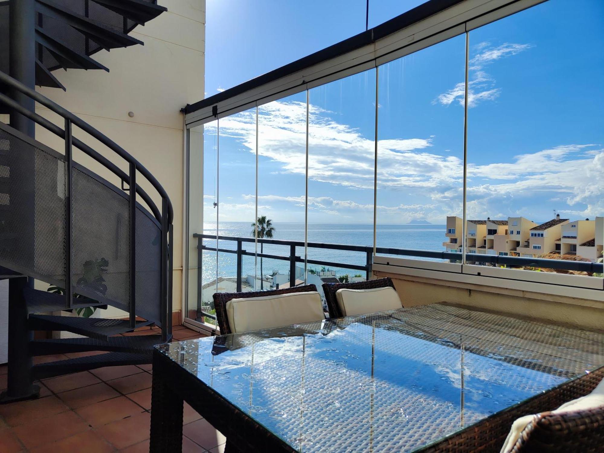 Appartamento Luxury Duplex Infinity Pool Ehhouse Estepona Esterno foto