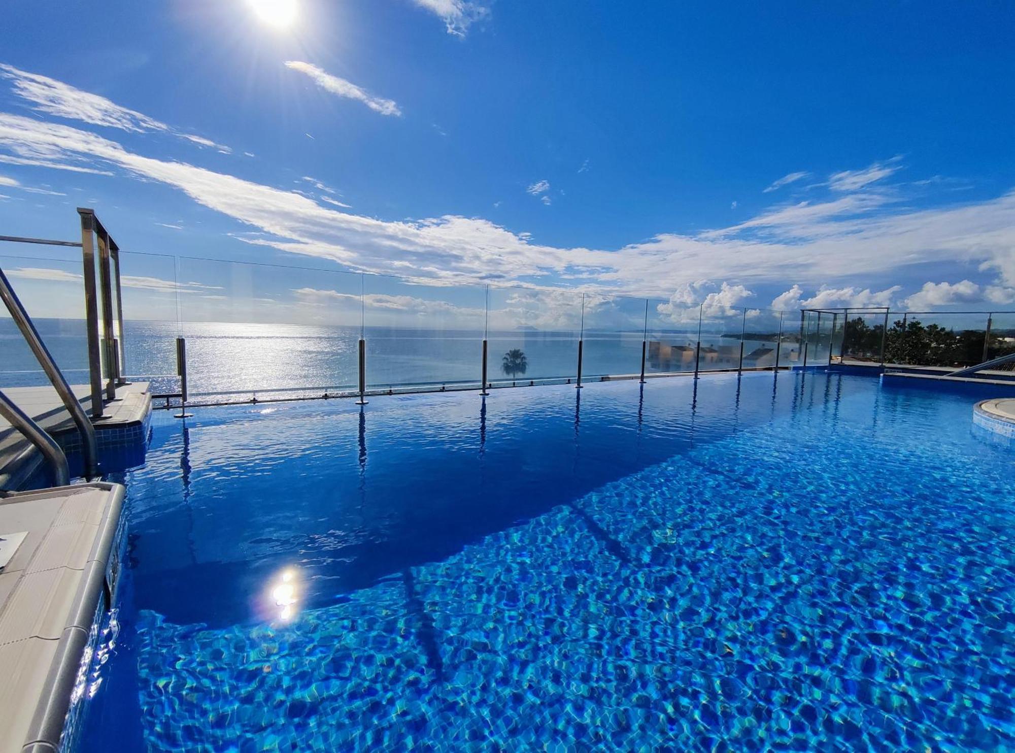 Appartamento Luxury Duplex Infinity Pool Ehhouse Estepona Esterno foto